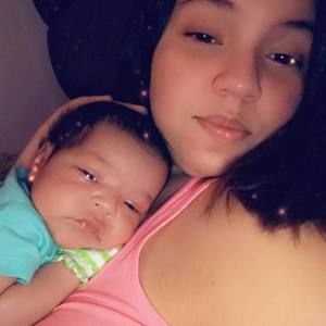 Meet your Posher, Sarina